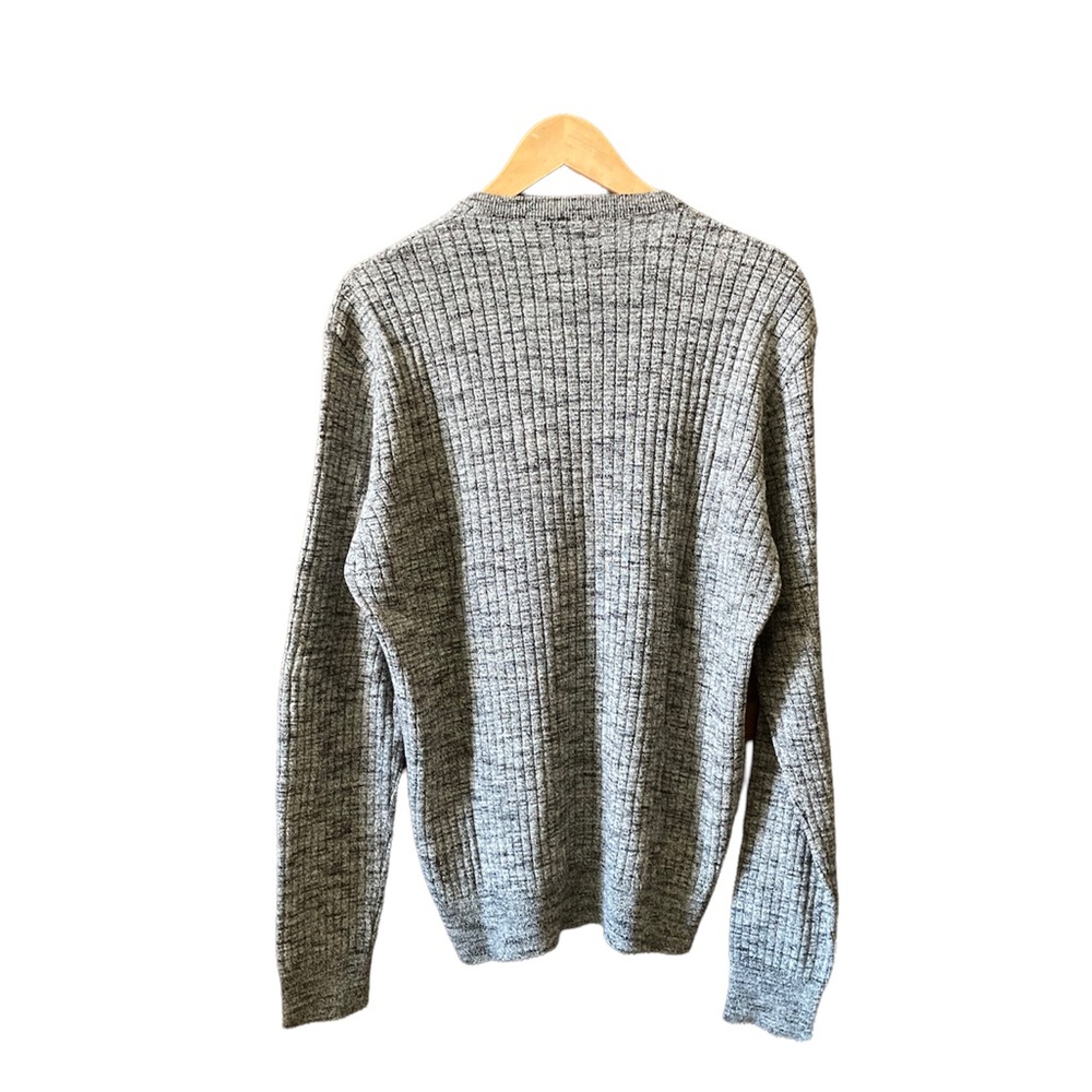 Hugo Boss sweater - Picture 9 of 9